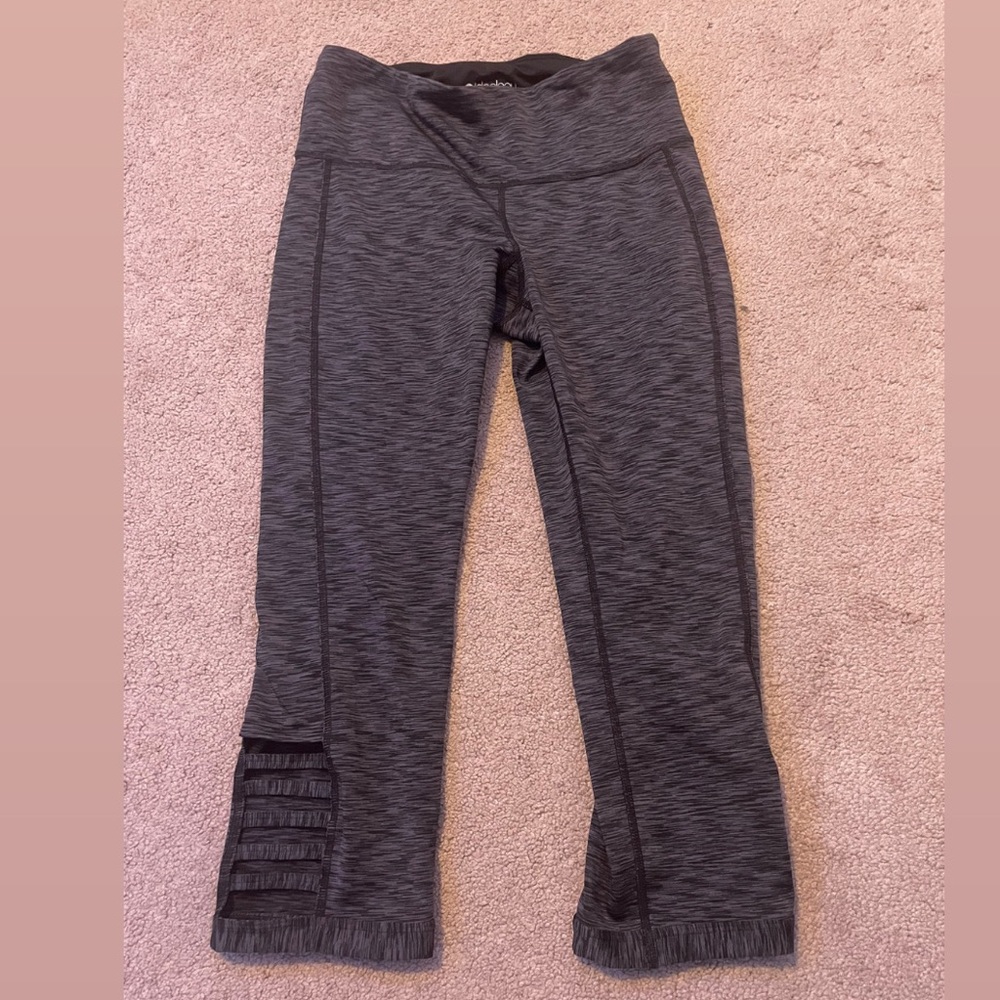 Cropped Gray Leggings